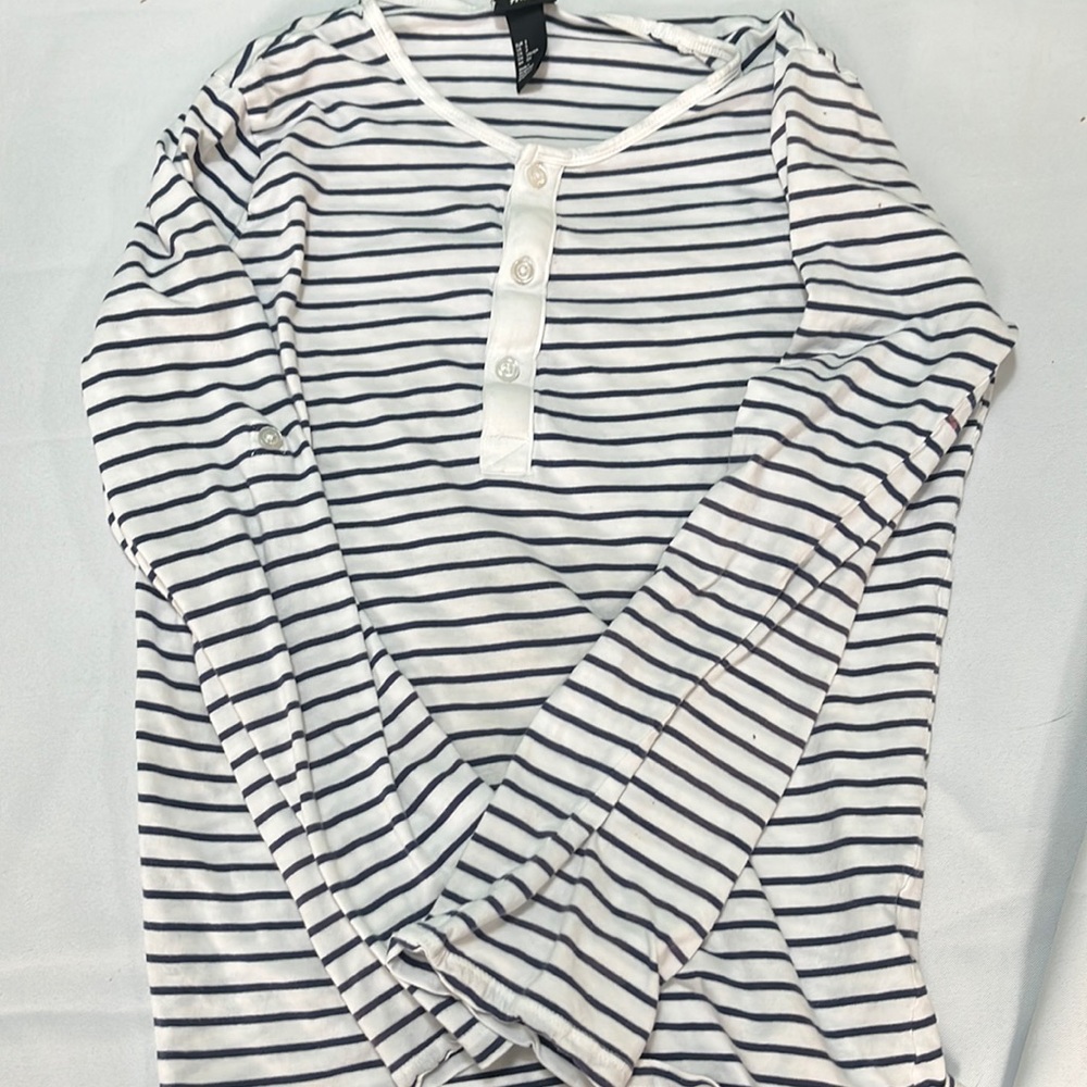 Small H&M Long Sleeve Stripped Shirt Men